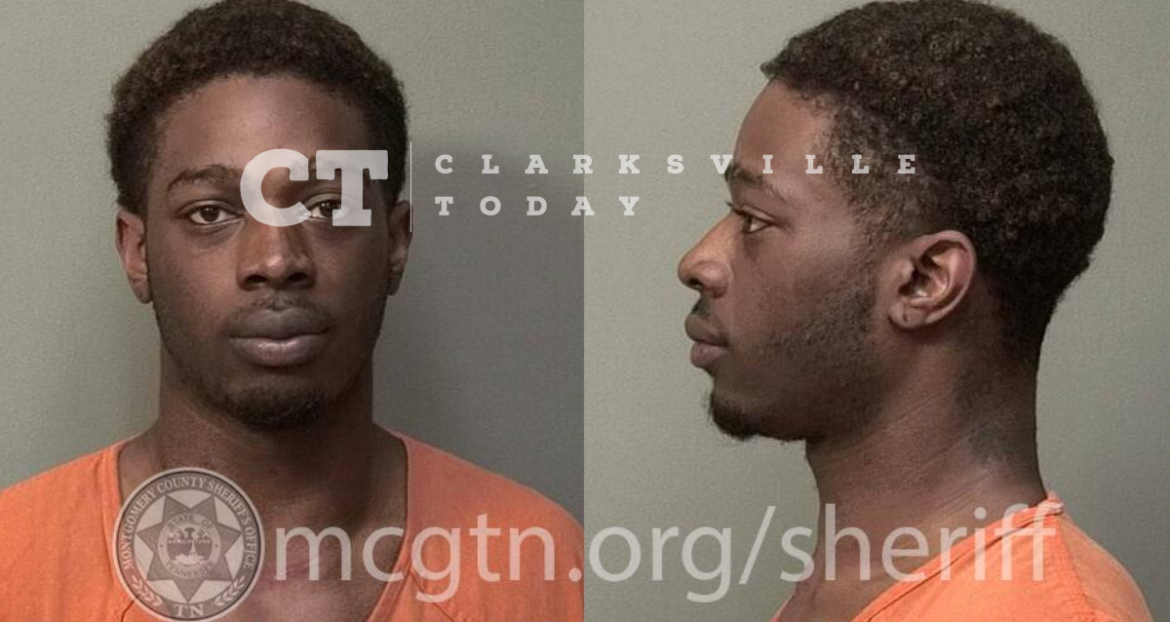 Dézhan Dillard charged in assault of boyfriend, Devionne Wright; douses cigar with water