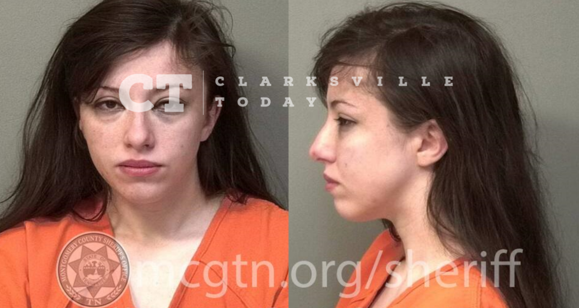 Hannah Picklesimer kicks Clarksville cop in nose with her bare foot
