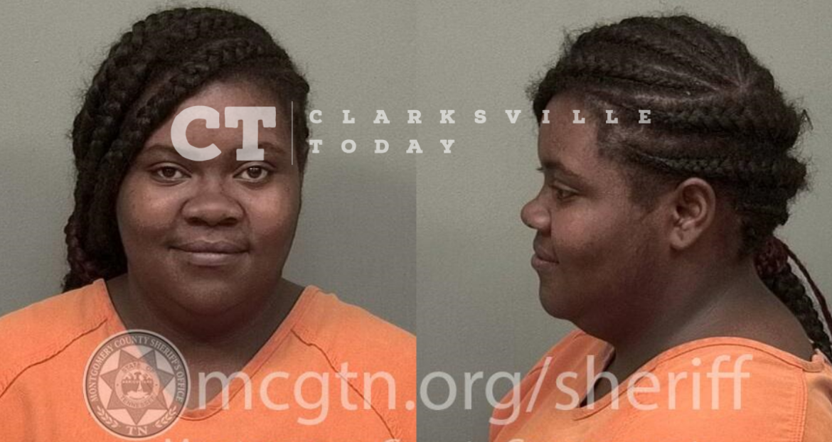 Lanautica Smith booked on outstanding warrant after fight with her mother