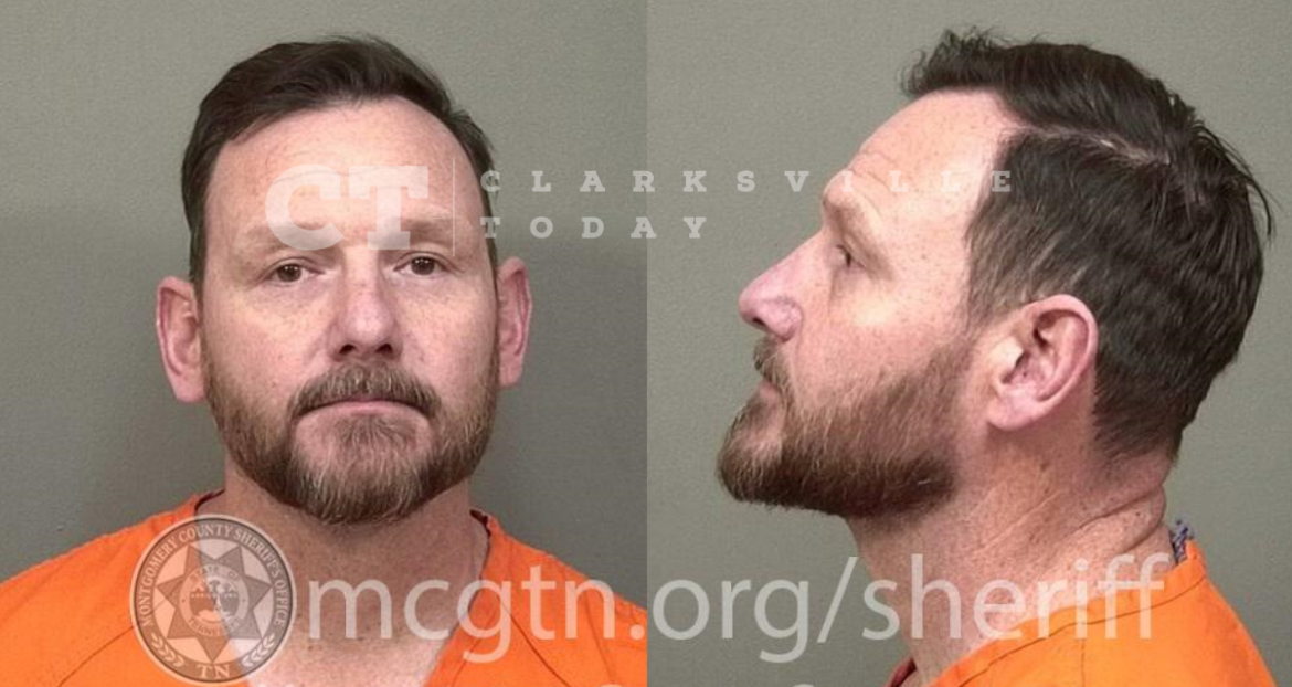 Jared Casey charged with throwing wife to ground, assaulting her during argument