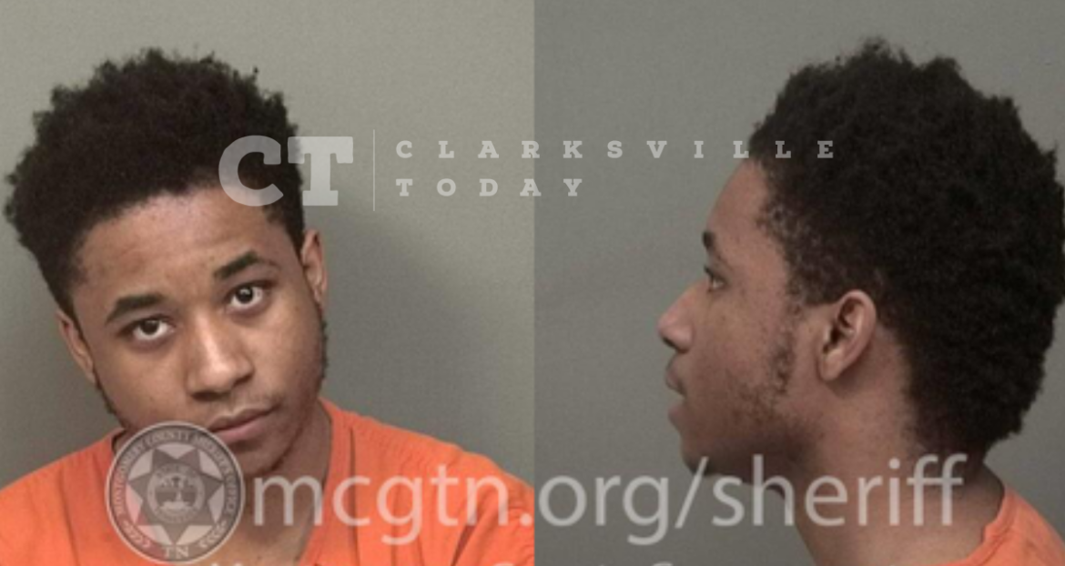 Jaden Cook charged with DUI after calling 911 while driving down the road