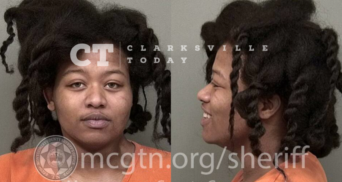 Kali Nettles punches mother in face during dispute