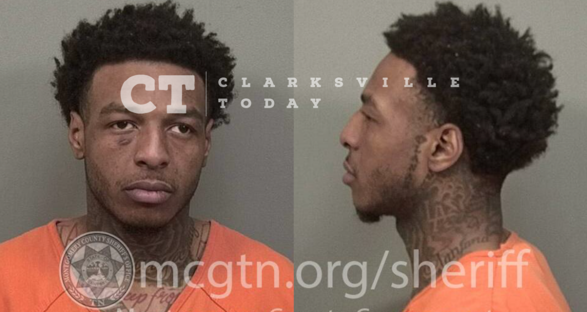 Davone Starks punches girlfriend in eye, caught with Percocet in pocket